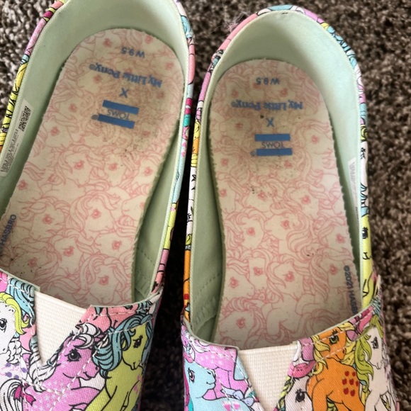 TOMS limited addition My Little Pony - Picture 7 of 10